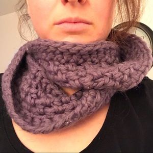 🧣Custom made purple wool infinity scarf